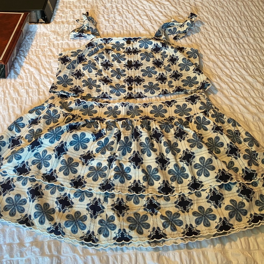 NWOT Aguabendita blue and cream linen tank and skirt set. Size 2x.